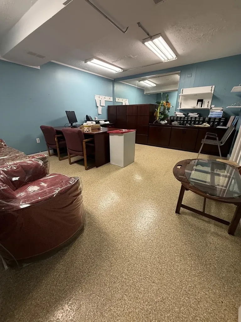 5808 West Higgins Avenue Chicago IL 60630