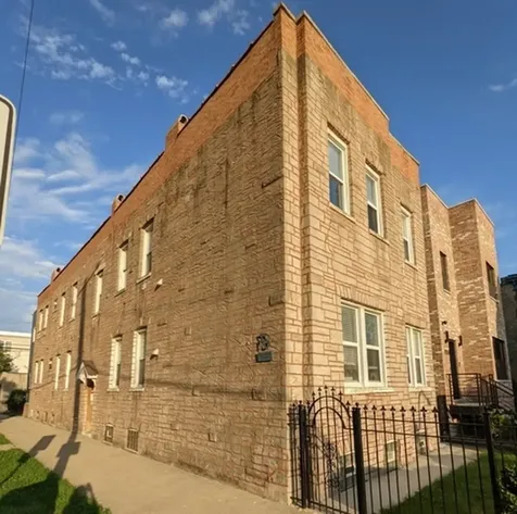 2257 West Hirsch Street Chicago IL 60622