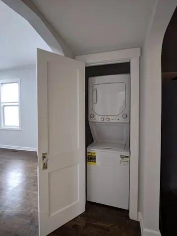 2257 West Hirsch Street Chicago IL 60622