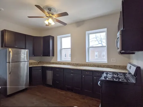 2257 West Hirsch Street Chicago IL 60622