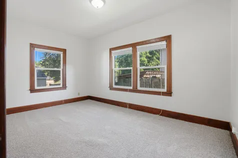 1318 44TH Street Rock Island IL 61201