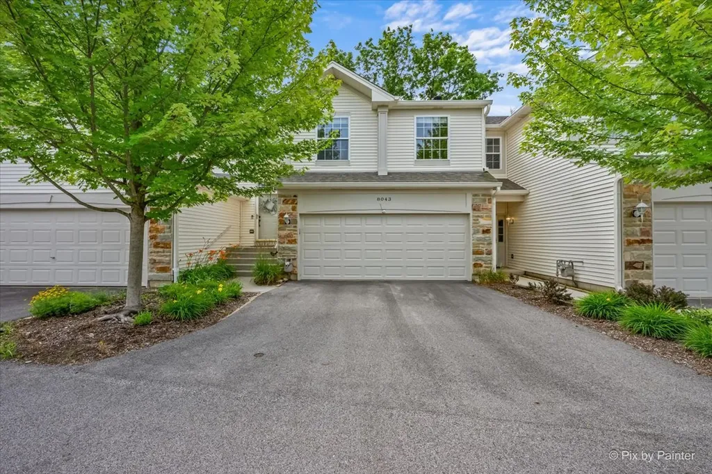 8043 Sierra Woods Lane Carpentersville IL 60110