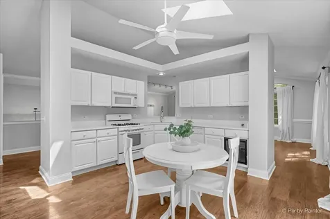 8043 Sierra Woods Lane Carpentersville IL 60110