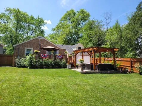 612 East Palatine Road Palatine IL 60074