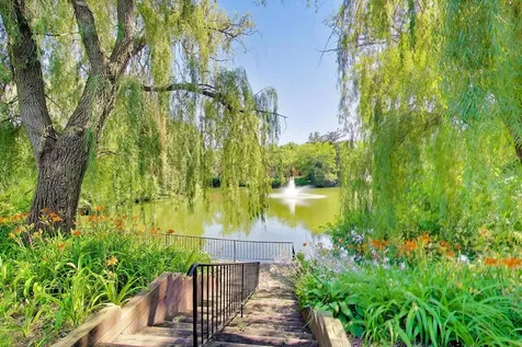 1230 Park Avenue W Highland Park IL 60035