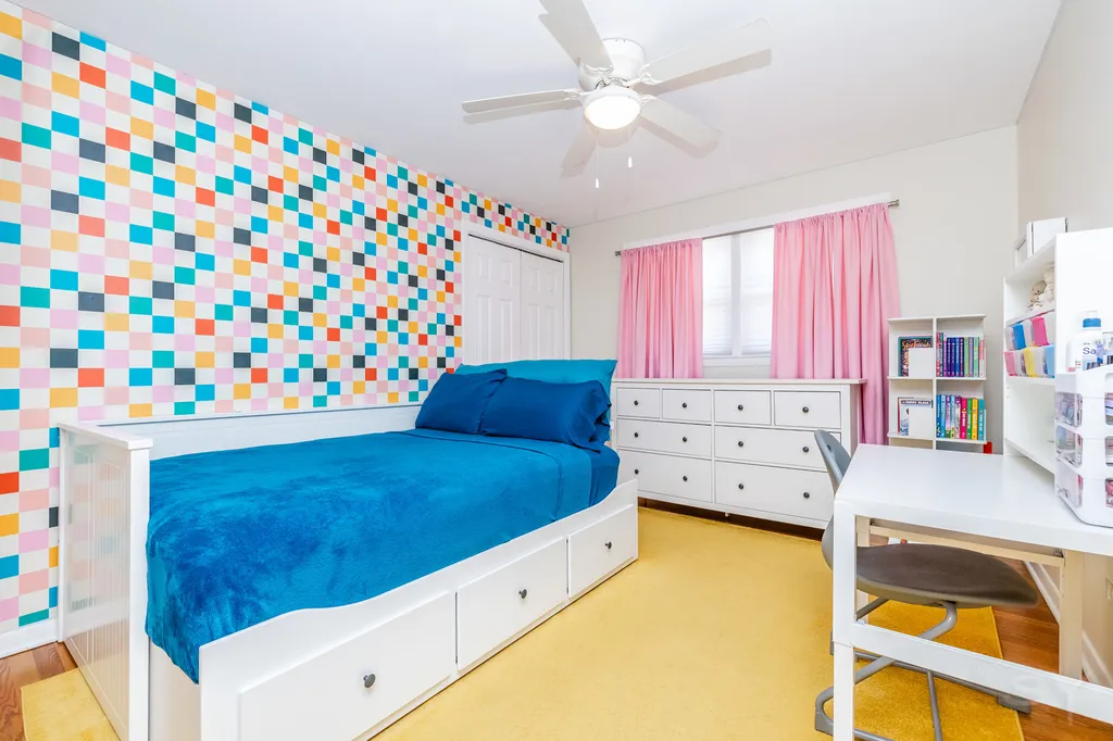 11342 South Drake Avenue Chicago IL 60655