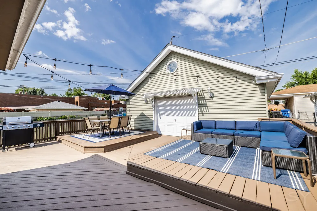 11342 South Drake Avenue Chicago IL 60655