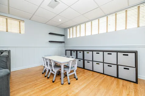 11342 South Drake Avenue Chicago IL 60655
