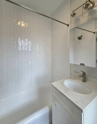 4236 North Kenmore Avenue Chicago IL 60613