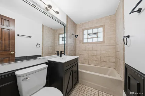 18055 Thomas Lane Country Club Hills IL 60478
