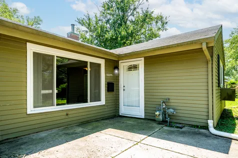 18055 Thomas Lane Country Club Hills IL 60478