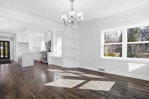 297 East Lakeview Avenue Round Lake Beach IL 60073