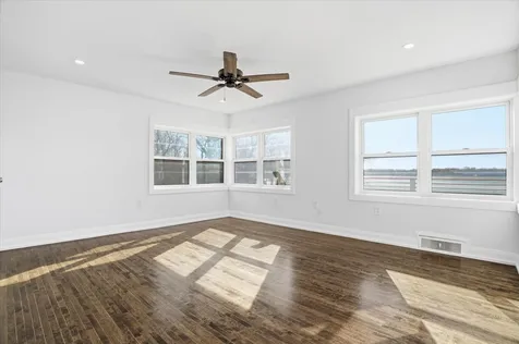 297 East Lakeview Avenue Round Lake Beach IL 60073