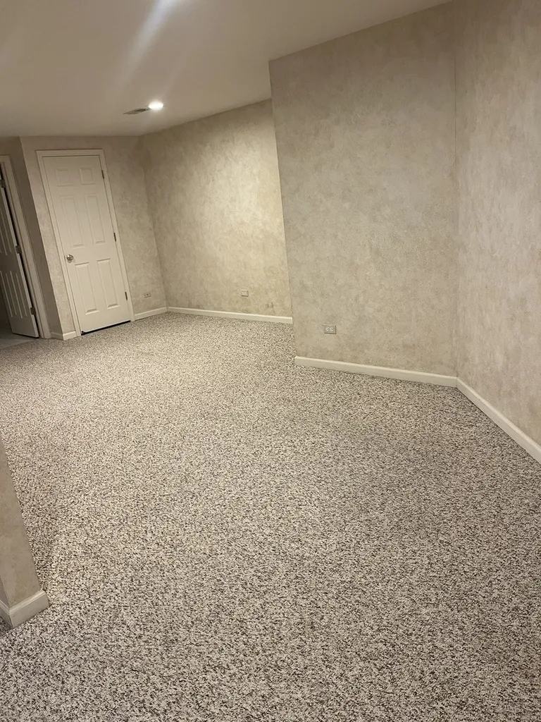 1617 Astor Avenue Oakbrook Terrace IL 60181