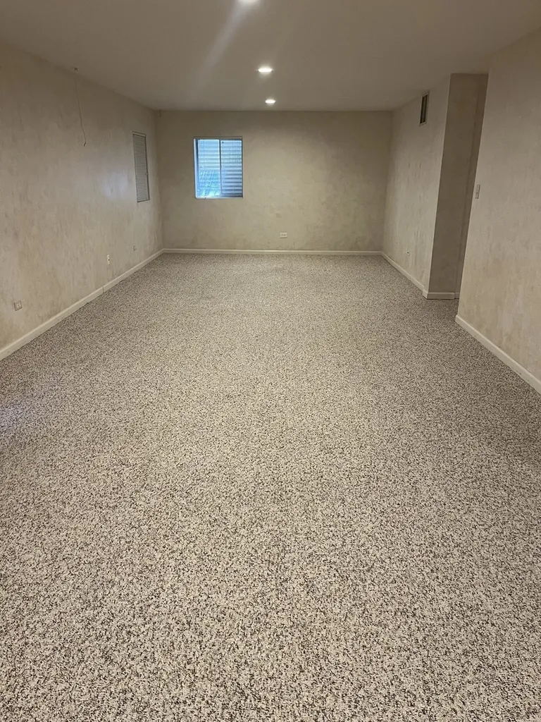 1617 Astor Avenue Oakbrook Terrace IL 60181