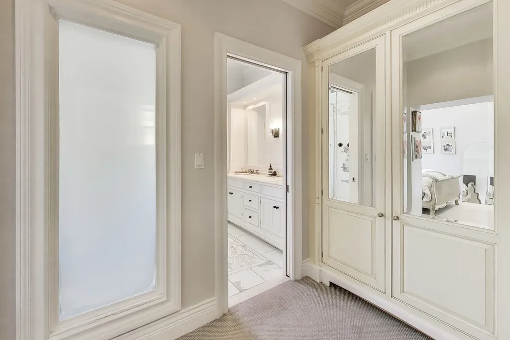2112 West Cortland Street Chicago IL 60647
