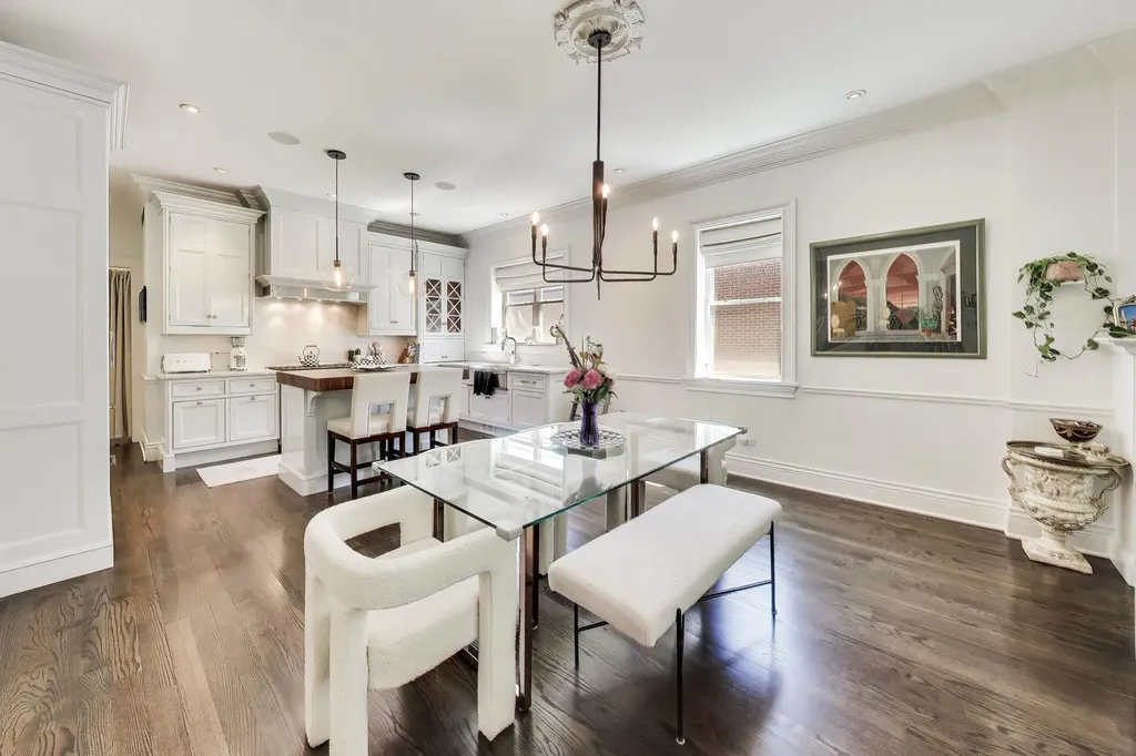 2112 West Cortland Street Chicago IL 60647