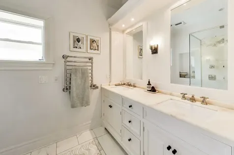 2112 West Cortland Street Chicago IL 60647