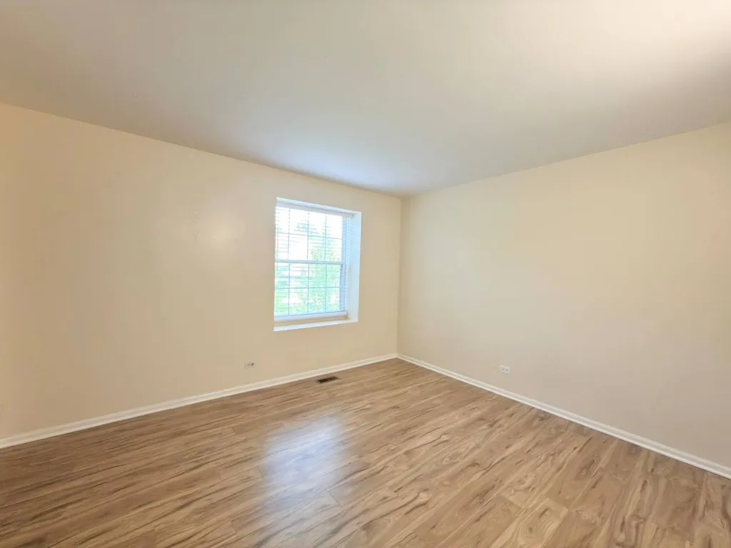 1464 Farington Lane Aurora IL 60504