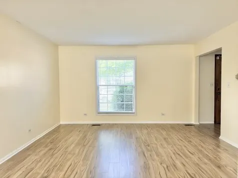1464 Farington Lane Aurora IL 60504