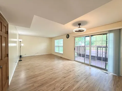 1464 Farington Lane Aurora IL 60504