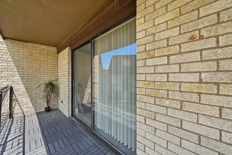 11123 South 84th Avenue Palos Hills IL 60465