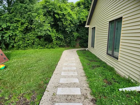 1909 West 56th Street La Grange Highlands IL 60525