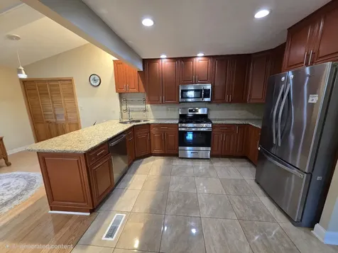 1909 West 56th Street La Grange Highlands IL 60525
