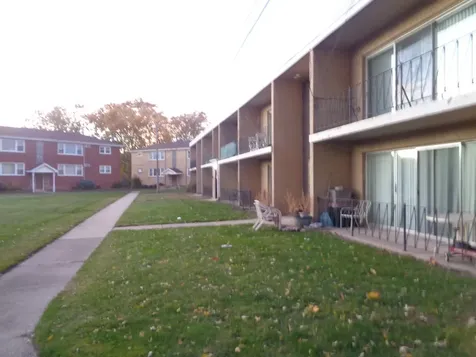 5818 107TH Courtway Chicago Ridge IL 60415