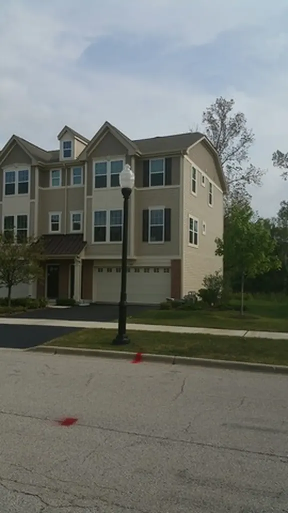 3469 Bradbury Circle Aurora IL 60504