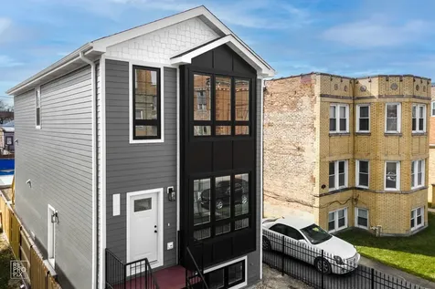 4241 West Walton Street Chicago IL 60651