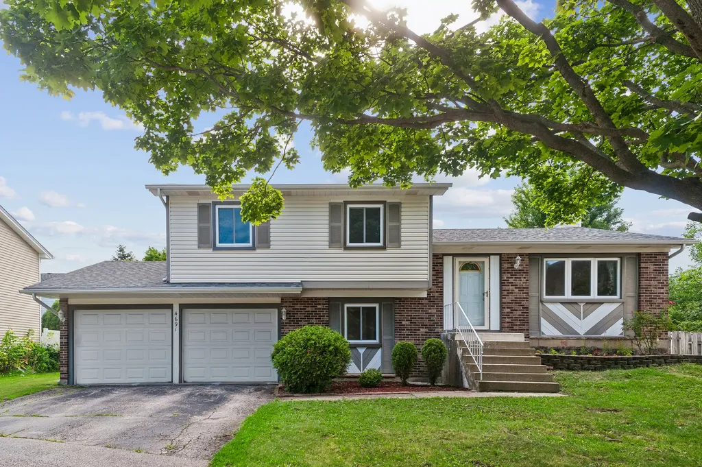 4691 Huntington Boulevard Hoffman Estates IL 60192