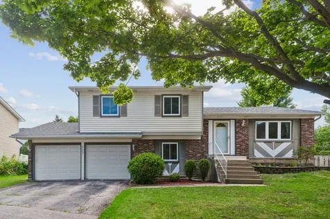 4691 Huntington Boulevard Hoffman Estates IL 60192