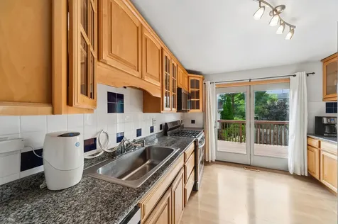 4691 Huntington Boulevard Hoffman Estates IL 60192