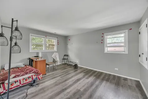 421 East Courtland Street Mundelein IL 60060