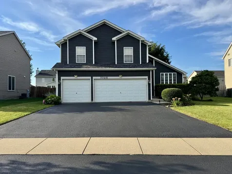 7705 Boxwood Lane Plainfield IL 60586