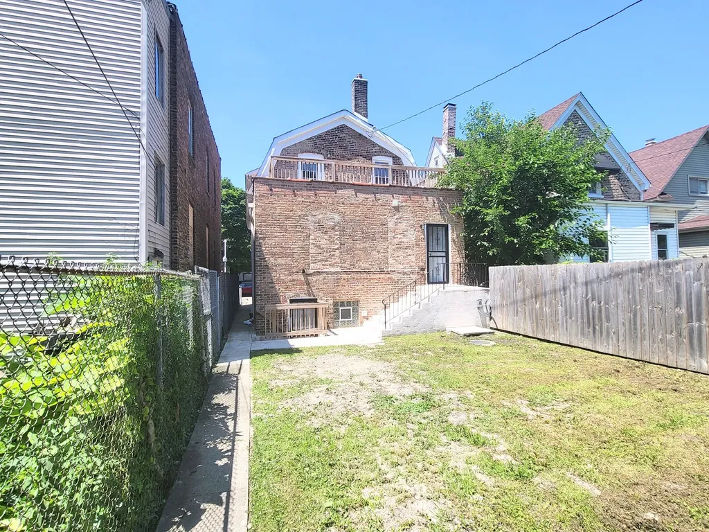 11419 South Prairie Avenue Chicago IL 60628