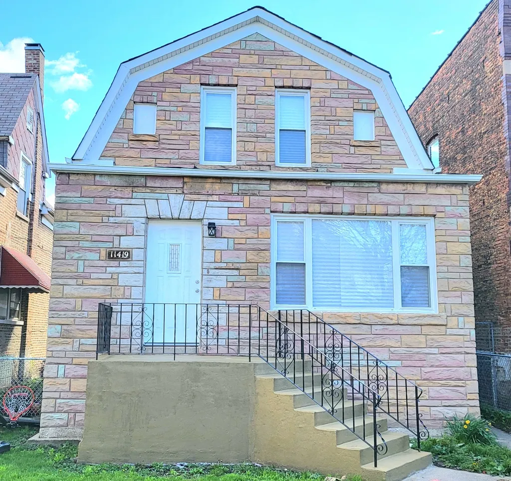 11419 South Prairie Avenue Chicago IL 60628