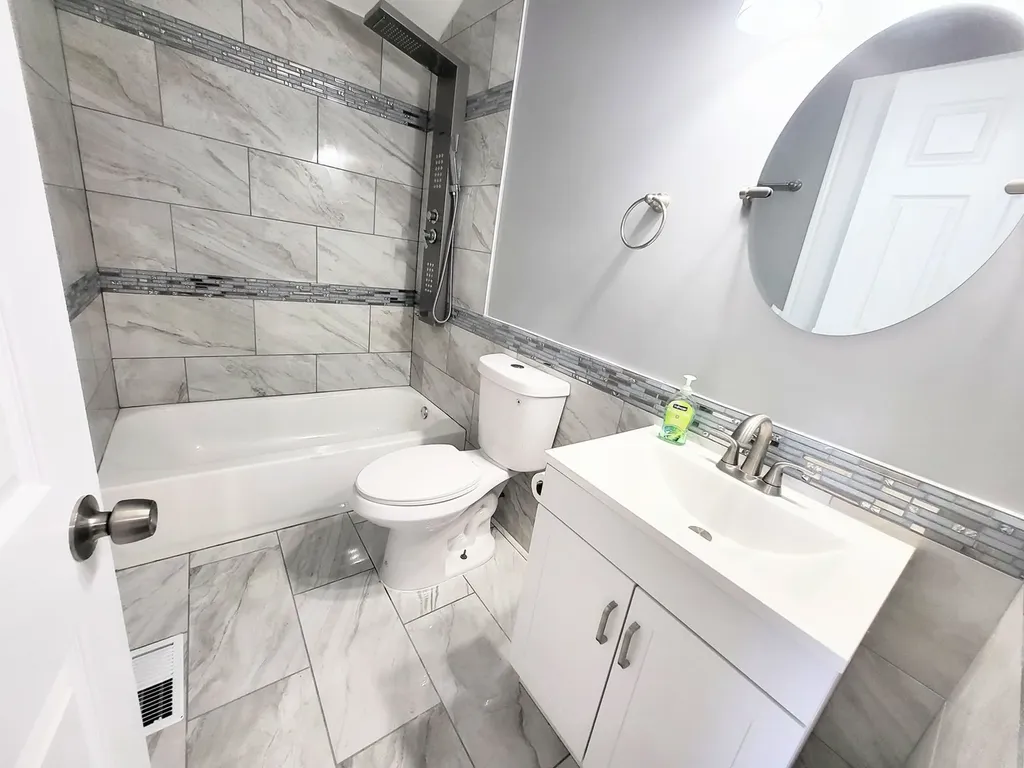 11419 South Prairie Avenue Chicago IL 60628