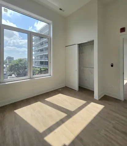 1537 North Orleans Avenue Chicago IL 60610