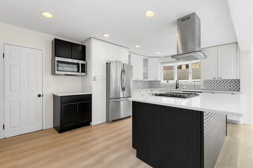 268 North Bonnie Brae Avenue Elmhurst IL 60126