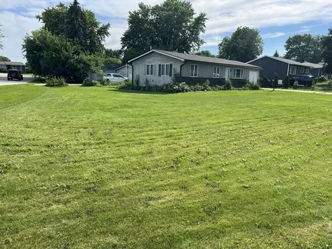 1 Shell Court Oswego IL 60543