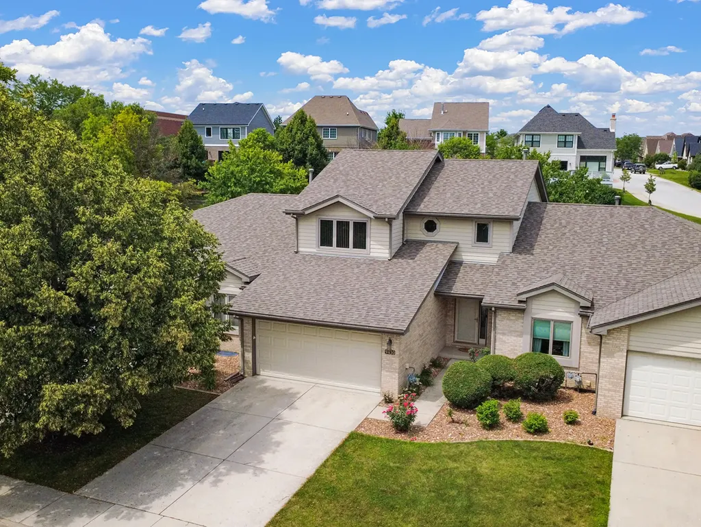 9430 Debbie Lane Orland Park IL 60467