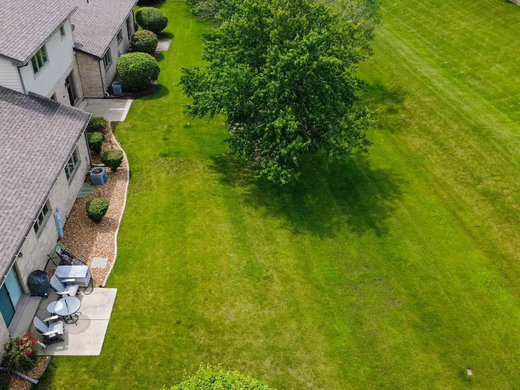 9430 Debbie Lane Orland Park IL 60467