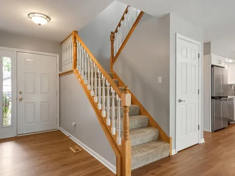 9430 Debbie Lane Orland Park IL 60467
