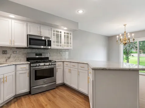 9430 Debbie Lane Orland Park IL 60467