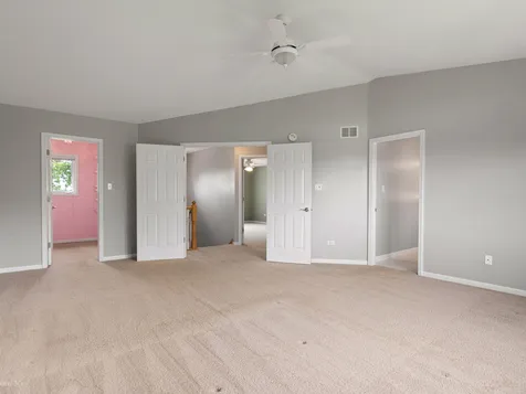 9430 Debbie Lane Orland Park IL 60467