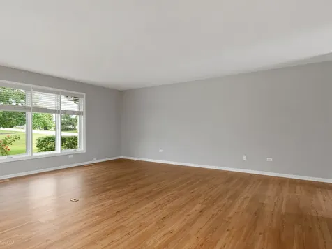 9430 Debbie Lane Orland Park IL 60467