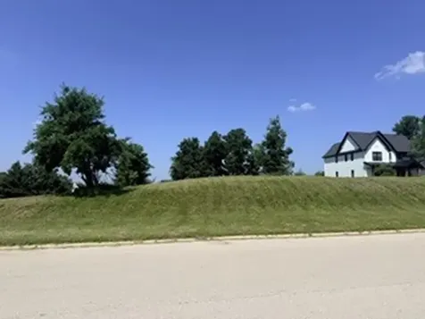 7555 Fairway Drive Yorkville IL 60560