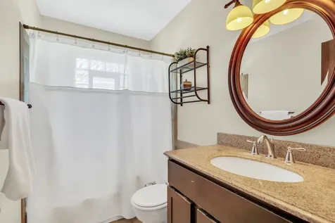 2420 South East Thornwood Drive Lindenhurst IL 60046